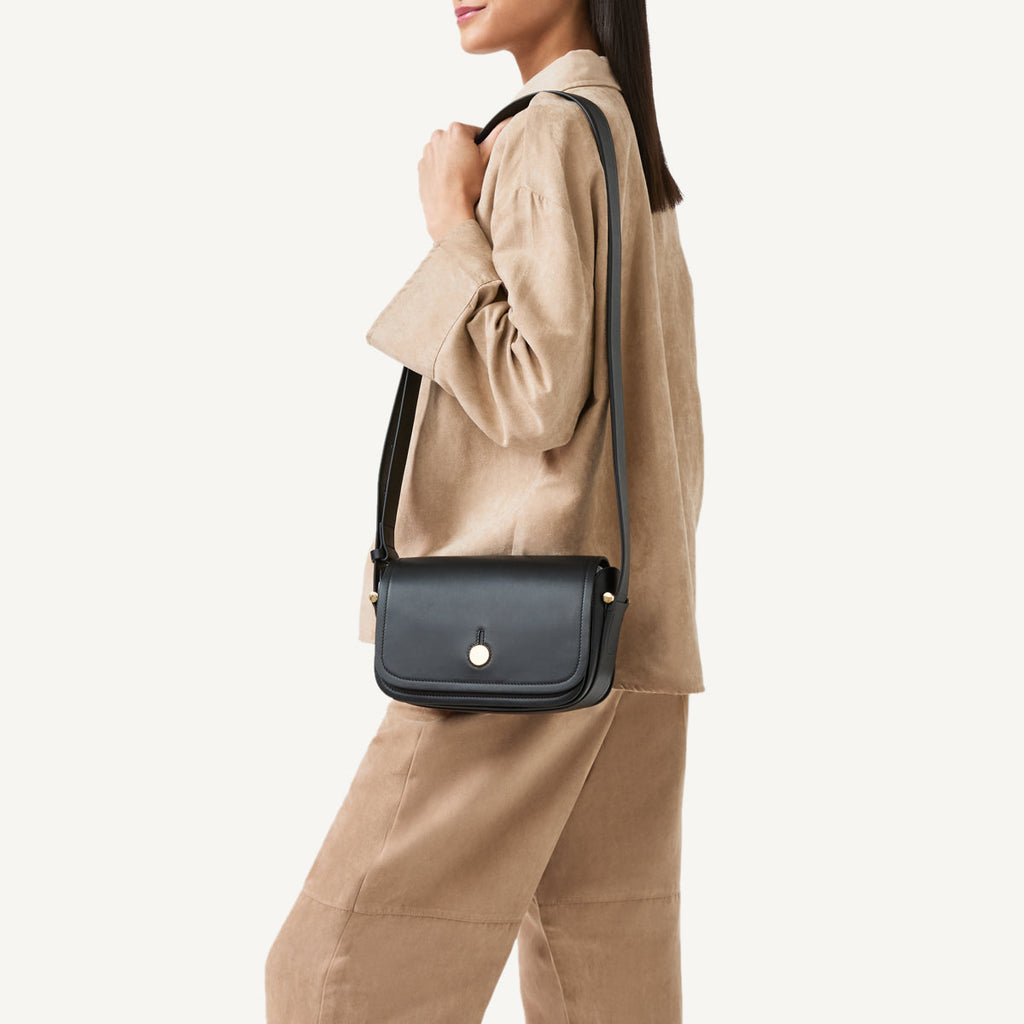 Bathurst Mews Leather Medium Flapover Crossbody Bag in Black - 110656