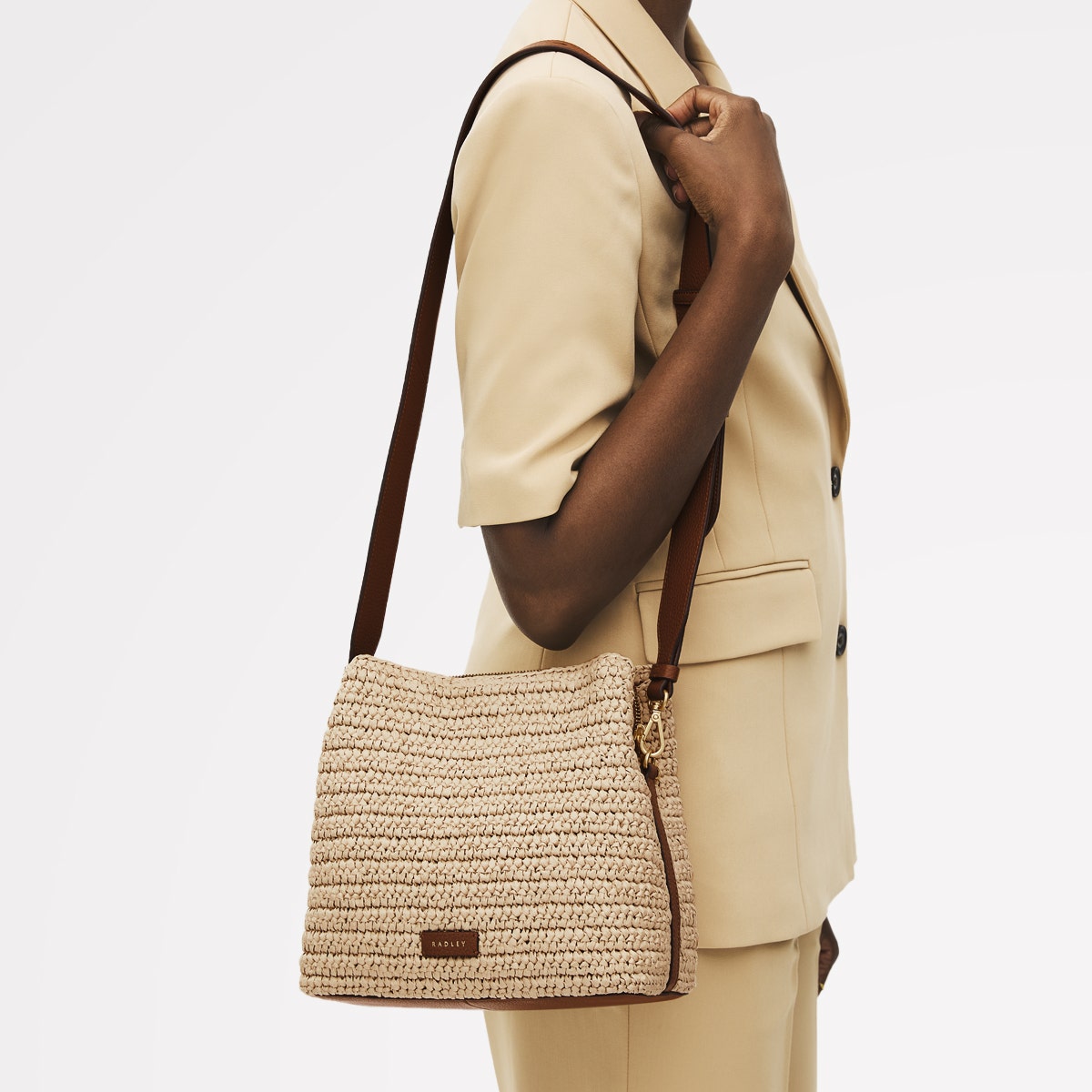 Dukes Place Leather Medium Compartment Cross Body Bag in Natural - 111375