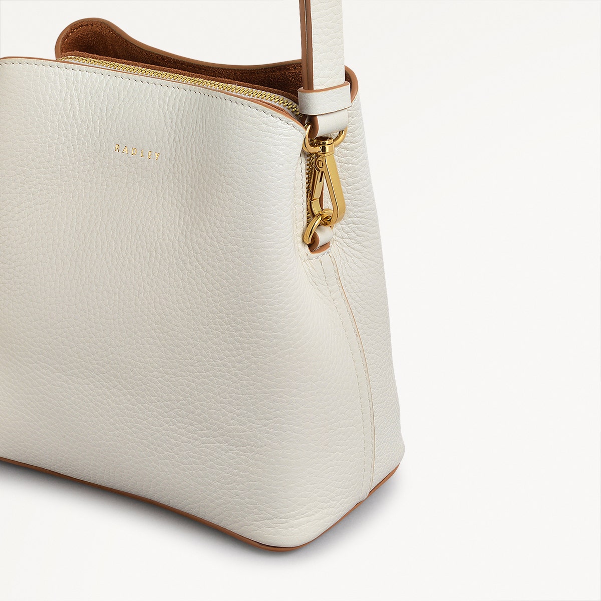 Dukes Place Leather Small Compartment Cross Body Bag in Chalk - 111386