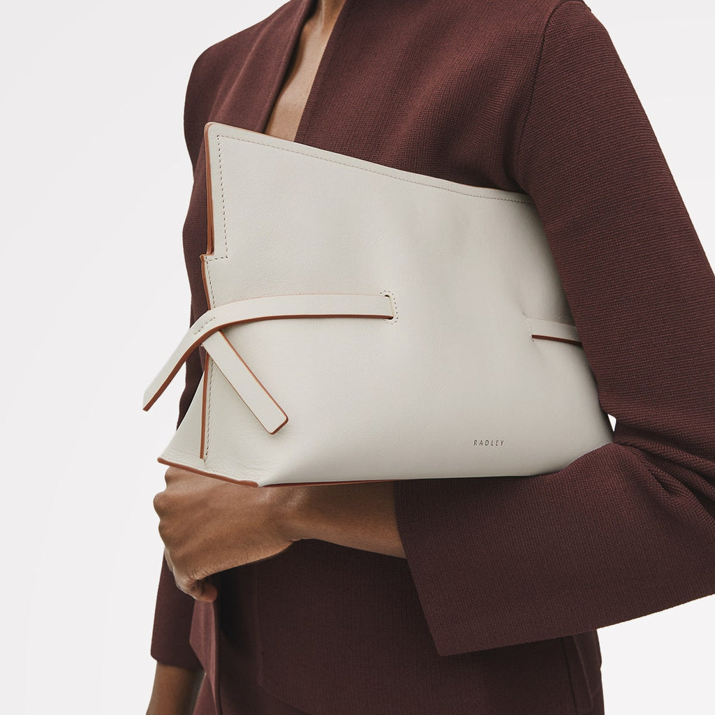 Fleet Street Leather Medium Open Top Clutch Bag in Chalk - 111435