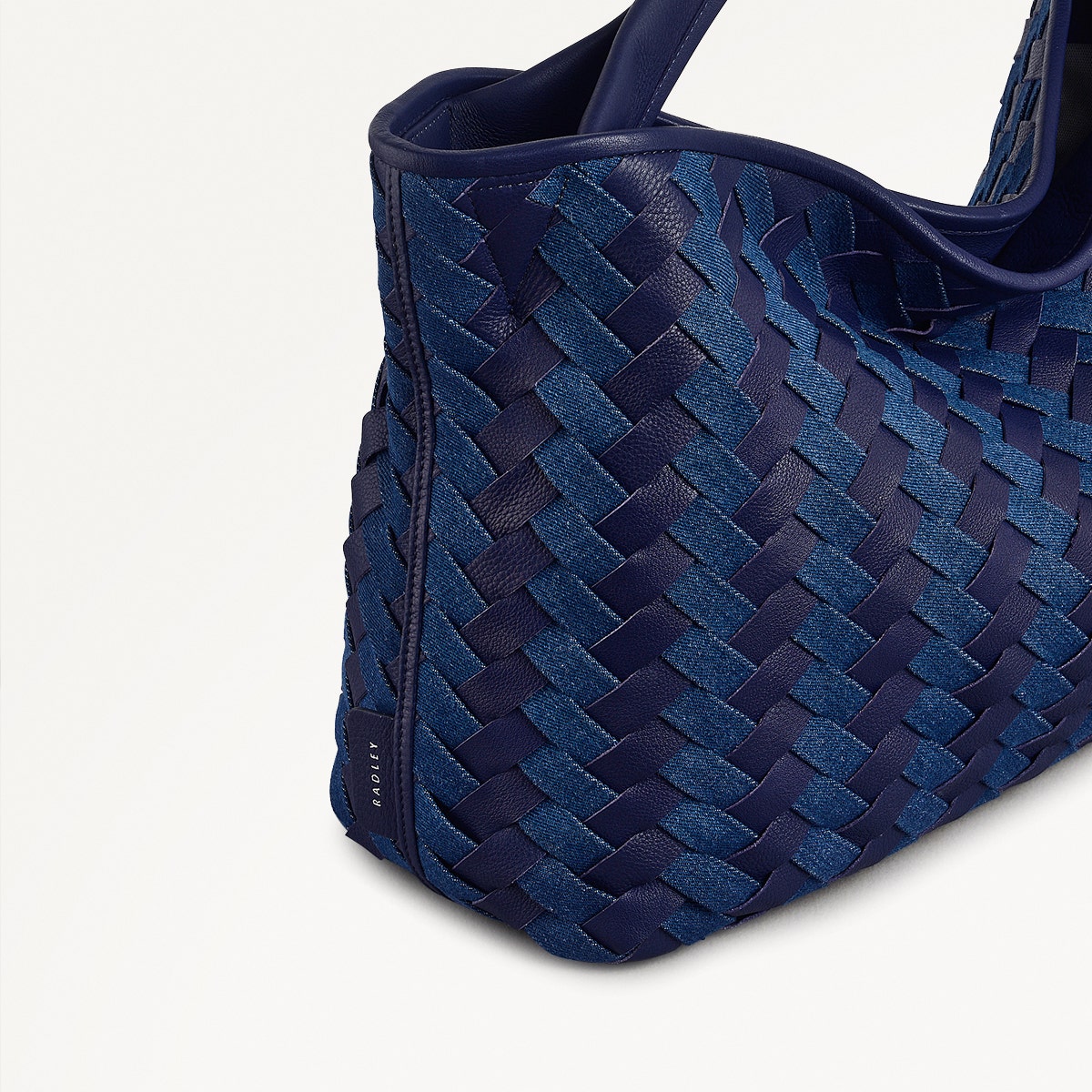 Devonshire Row Leather Large Open Top Grab Bag in Evenfall - 111454