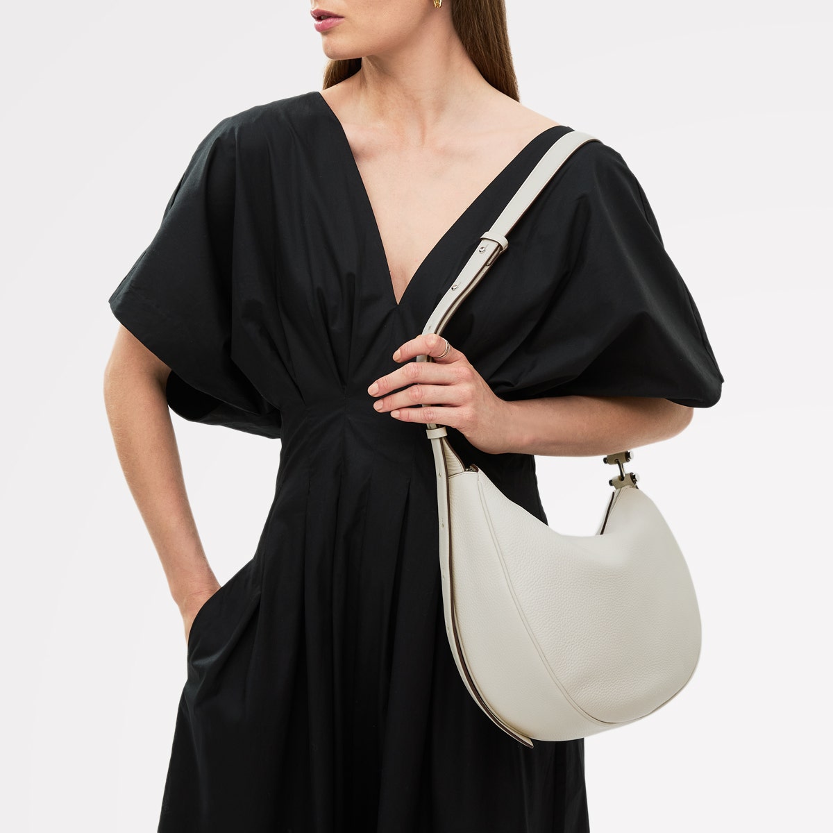 Pemberton Row Leather Large Ziptop Cross Body Bag in Chalk - 111461