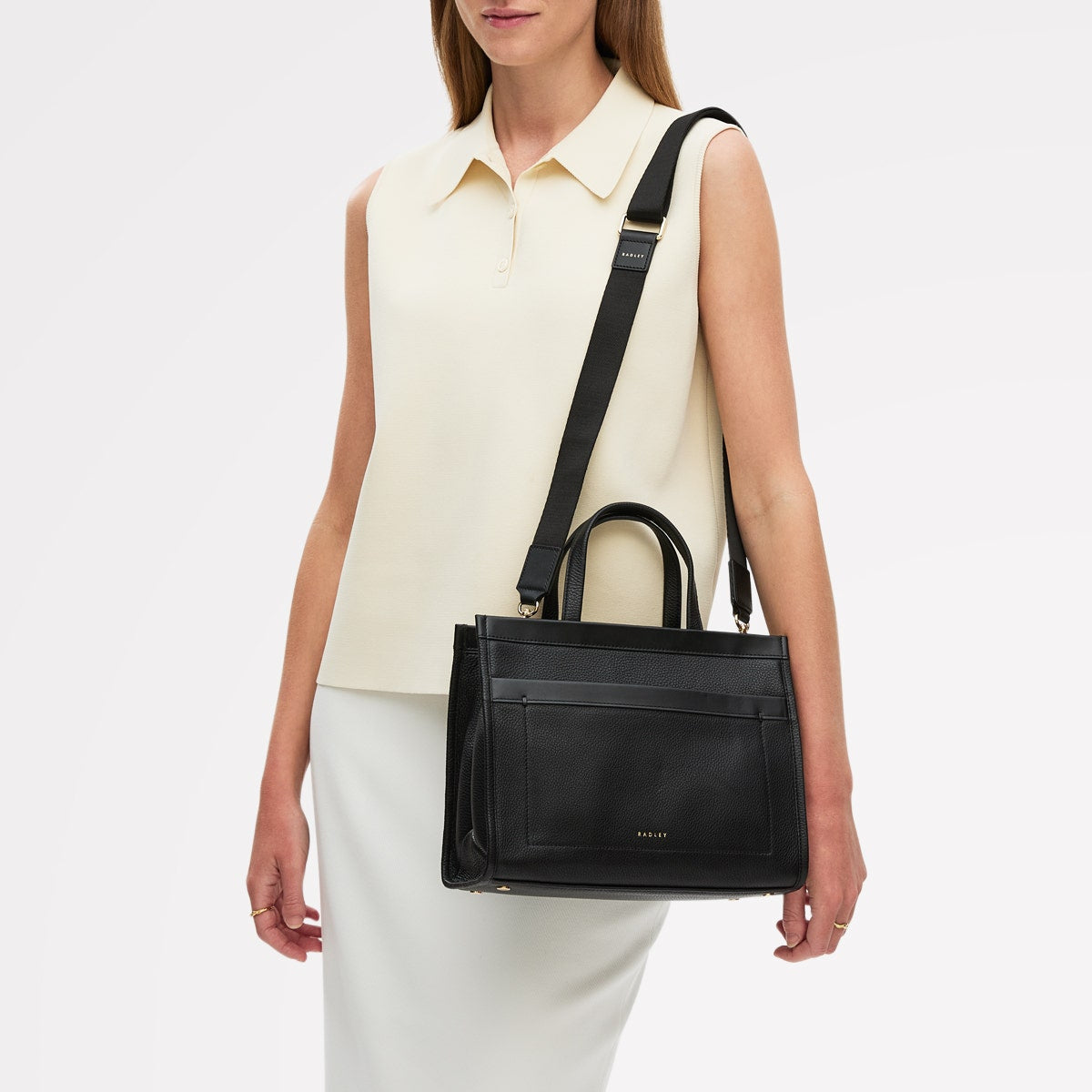 Alba Place Small Ziptop Grab Black - 111905