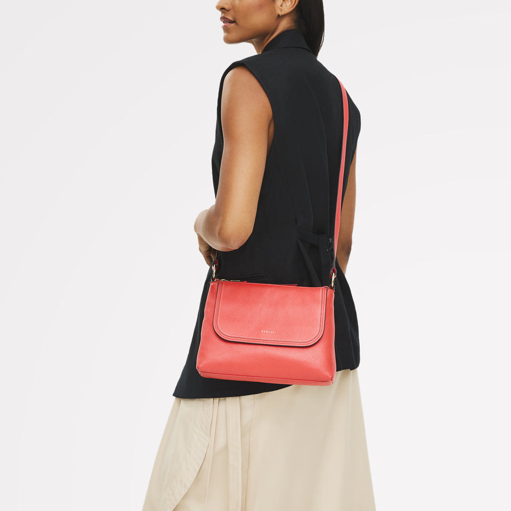 Colwyn Road Small Ziptop Cross Body Luscious Red - 111952