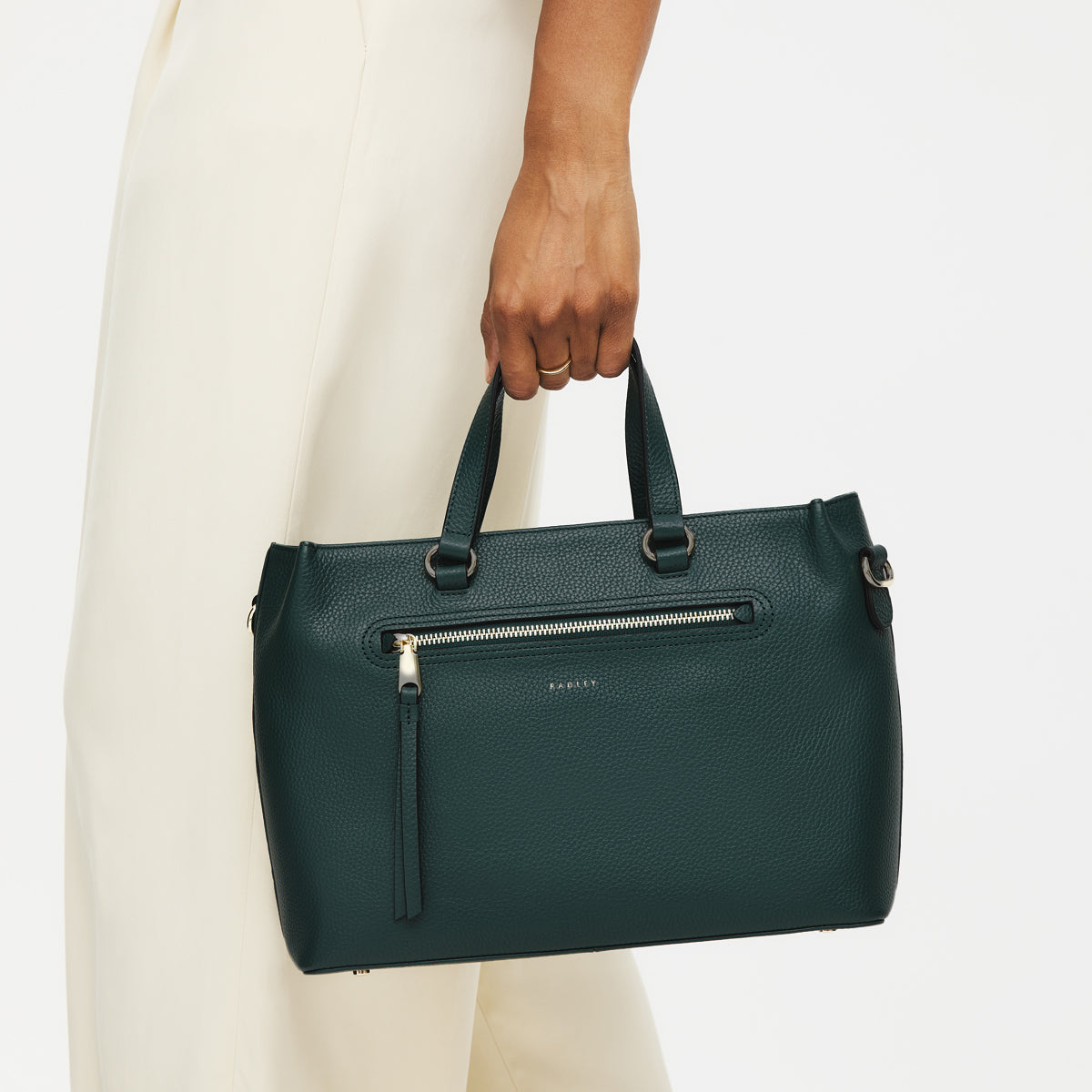 Pickwick Leather Medium Ziptop Grab Bag in Cedar - 111957