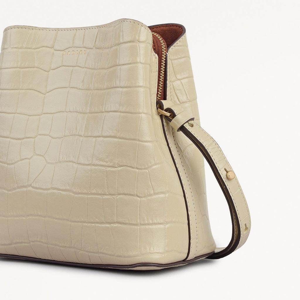 Dukes Place Leather Small Compartment Cross Body Bag in Snow - 112127