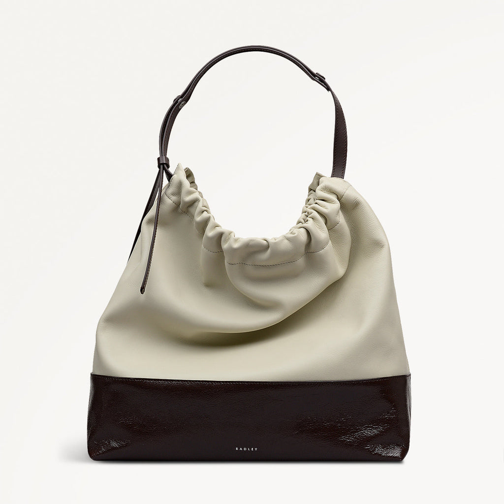 The Portobello Leather Large Drawstring Shoulder Bag in Snow - 112189