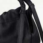 The Portobello Leather Large Drawstring Shoulder Bag in Black - 112190