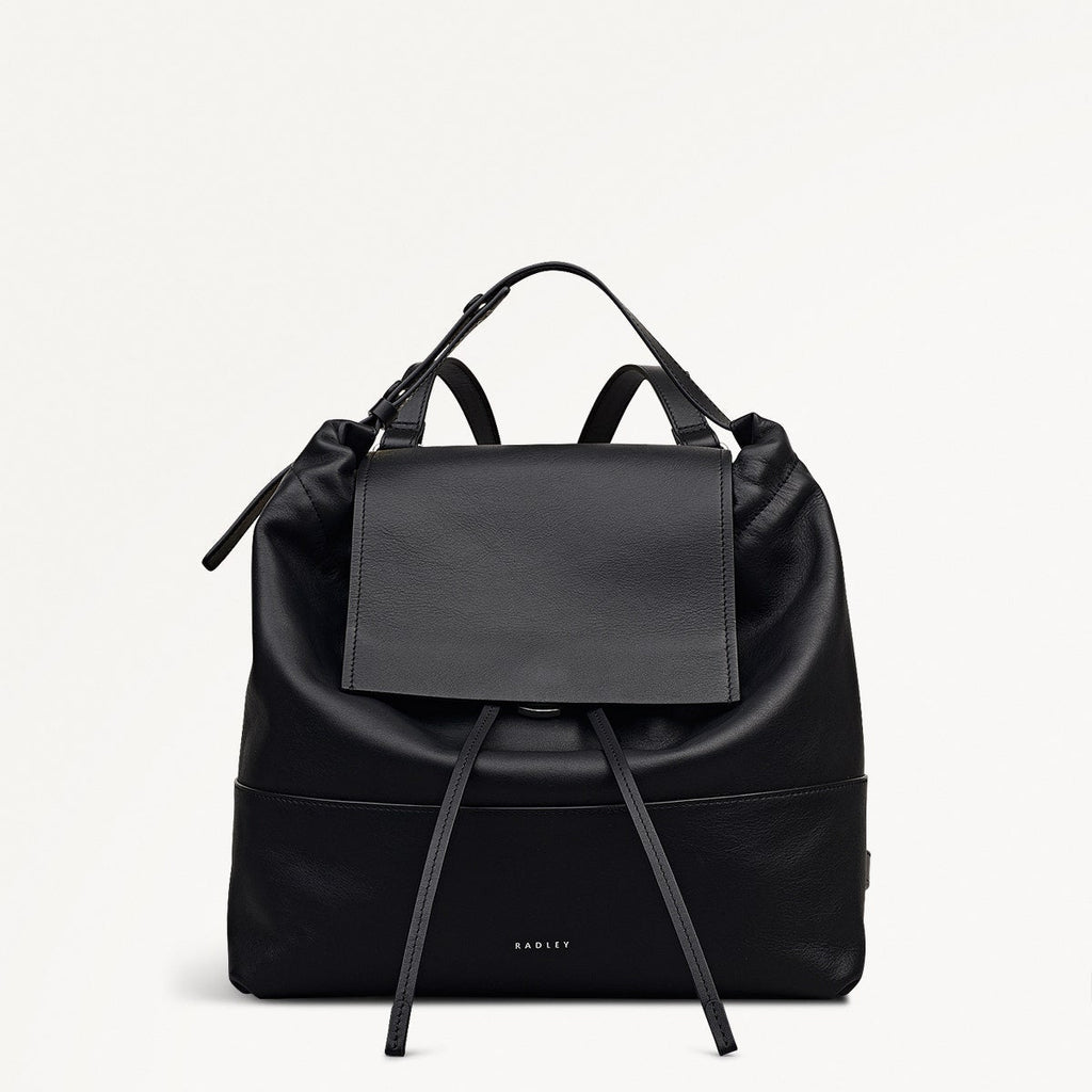 The Portobello Leather Medium Drawstring Backpack in Black - 112191
