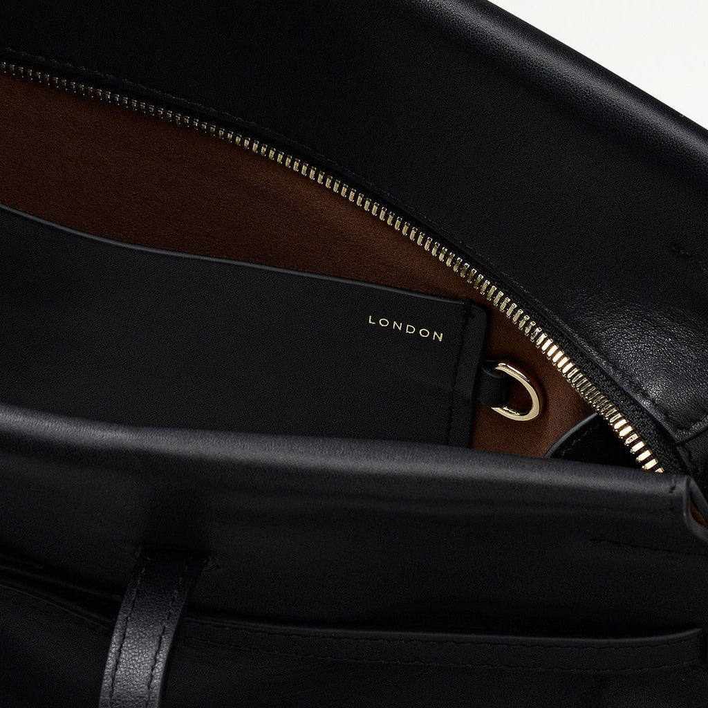 The Christina Leather Large Ziptop Shoulder Bag in Black - 112195