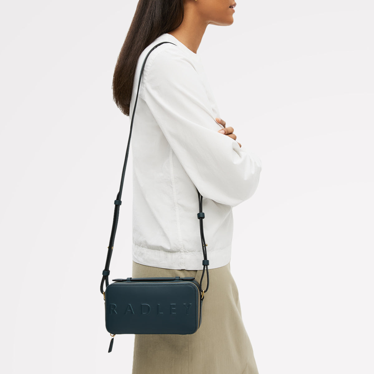 Calvert Road Leather Zip Around Cross Body Bag in Teal - 112204