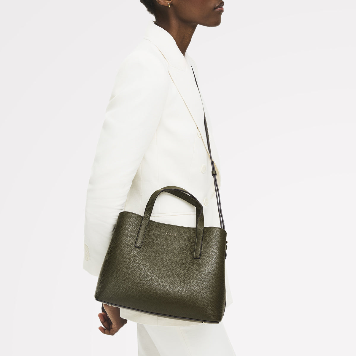 Dukes Place Leather Medium Ziptop Grab Bag in Pine Needle - 112231