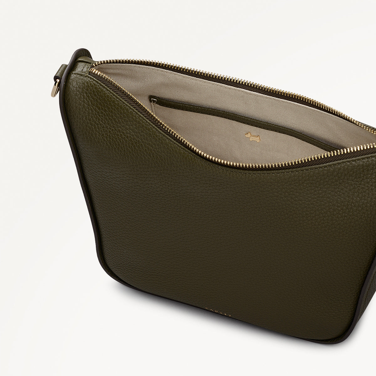 Oak Street Leather Medium Ziptop Cross Body Bag in Pine Needle - 112242