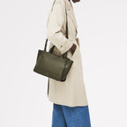 Oak Street Leather Medium Ziptop Grab Bag in Pine Needle - 112243