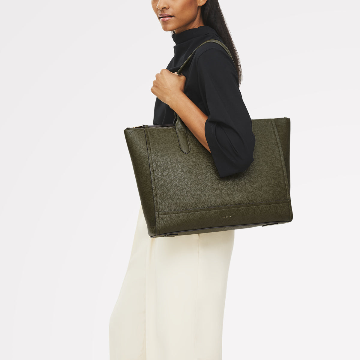 Oak Street Leather Medium Ziptop Tote Bag in Pine Needle - 112244