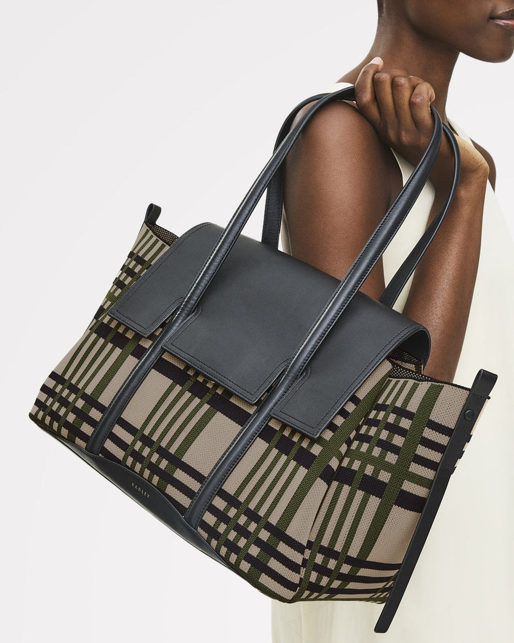 The Chancery Leather Medium Flapover Shoulder Bag in Porcini - 112254