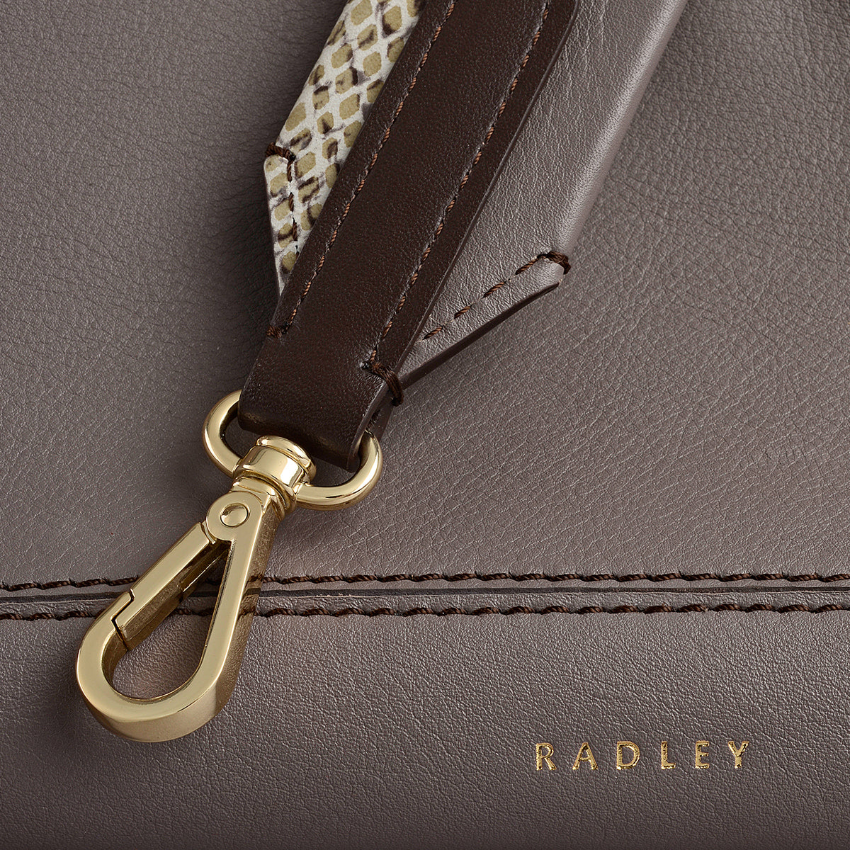 Hope Gardens Leather Medium Ziptop Shoulder Bag in Coffee - 112278