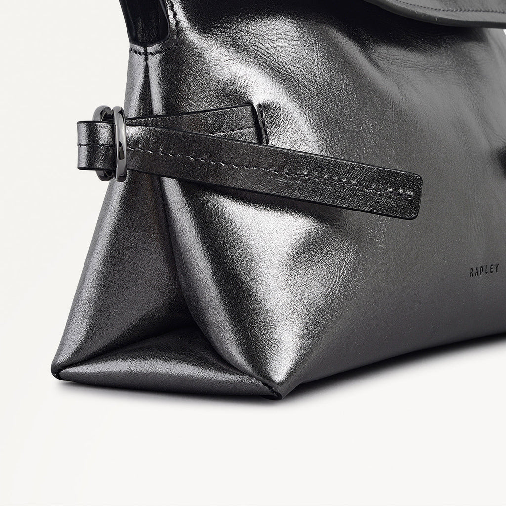 Fleet Street Leather Medium Flapover Clutch Bag in Silver - 112307