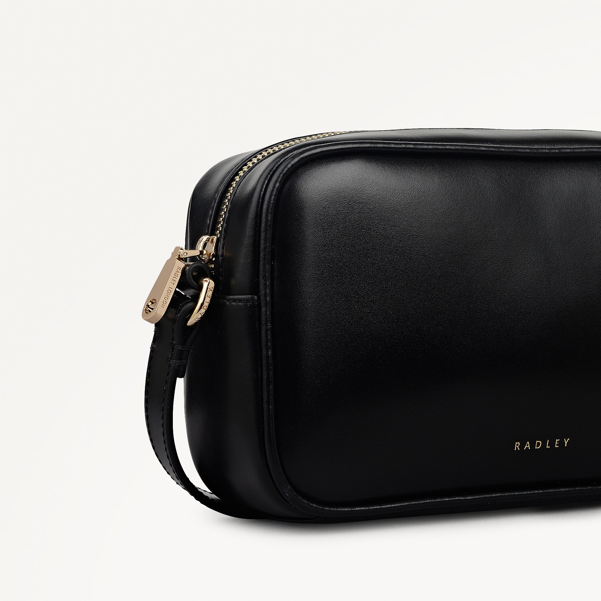 Hadley Lane Small Ziptop Cross Body Black - 112938