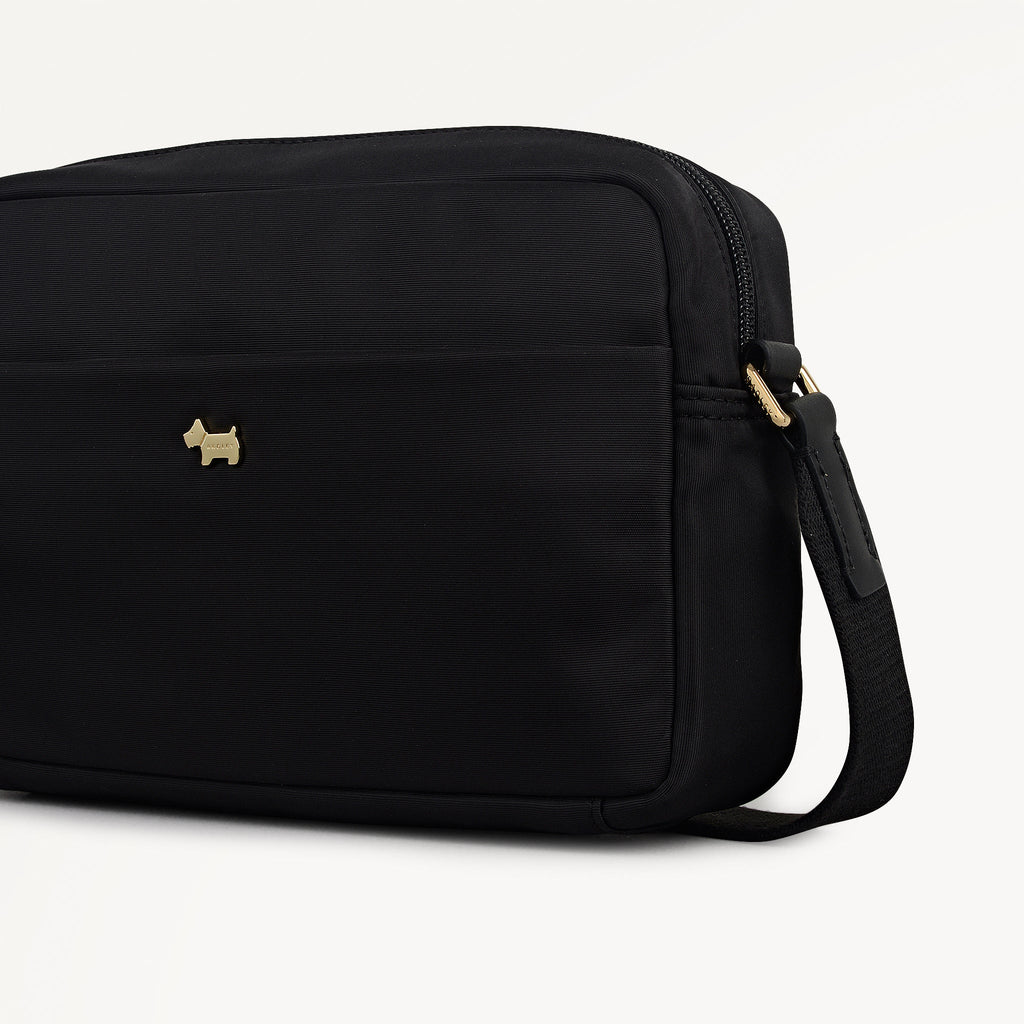 Grove Close - Responsible Mini Ziptop Cross Body Black - 112967