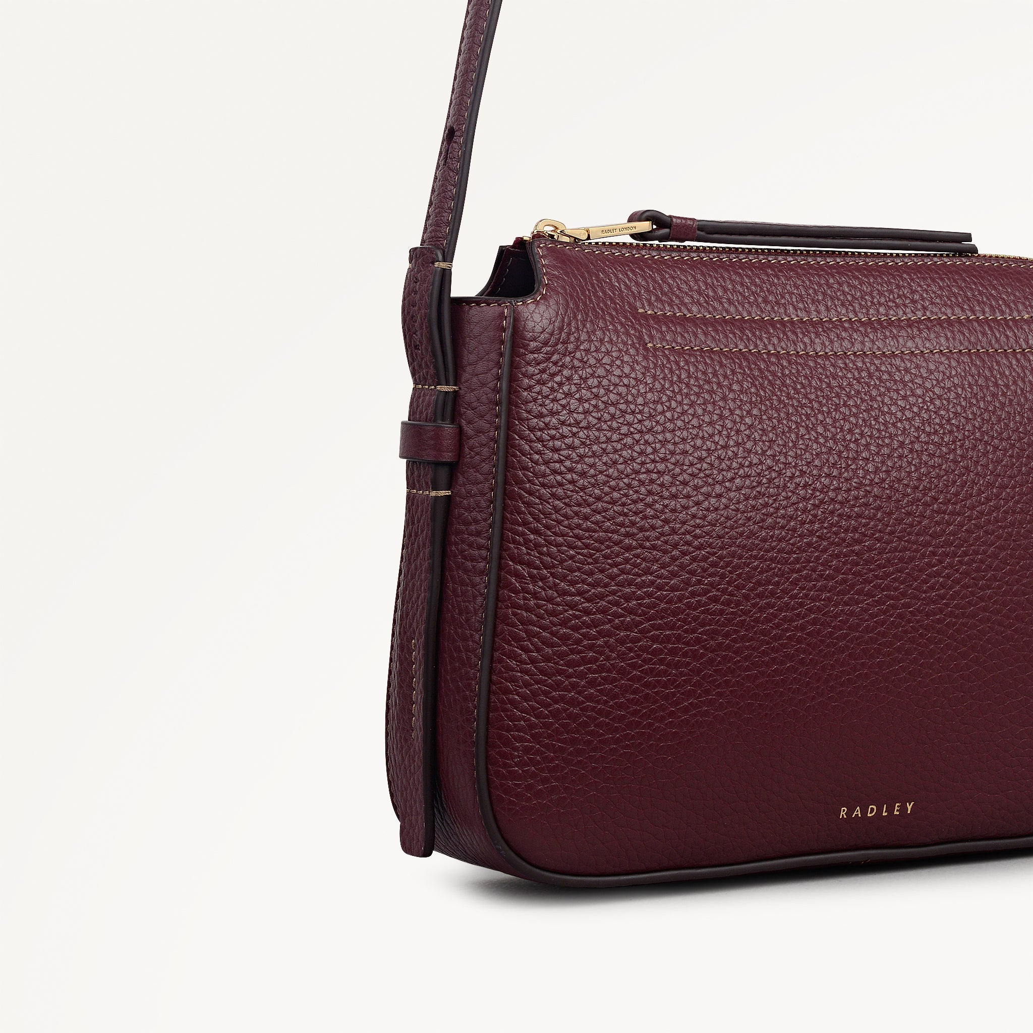 Oak Street Small Ziptop Cross Body Dark Cherry - 113031