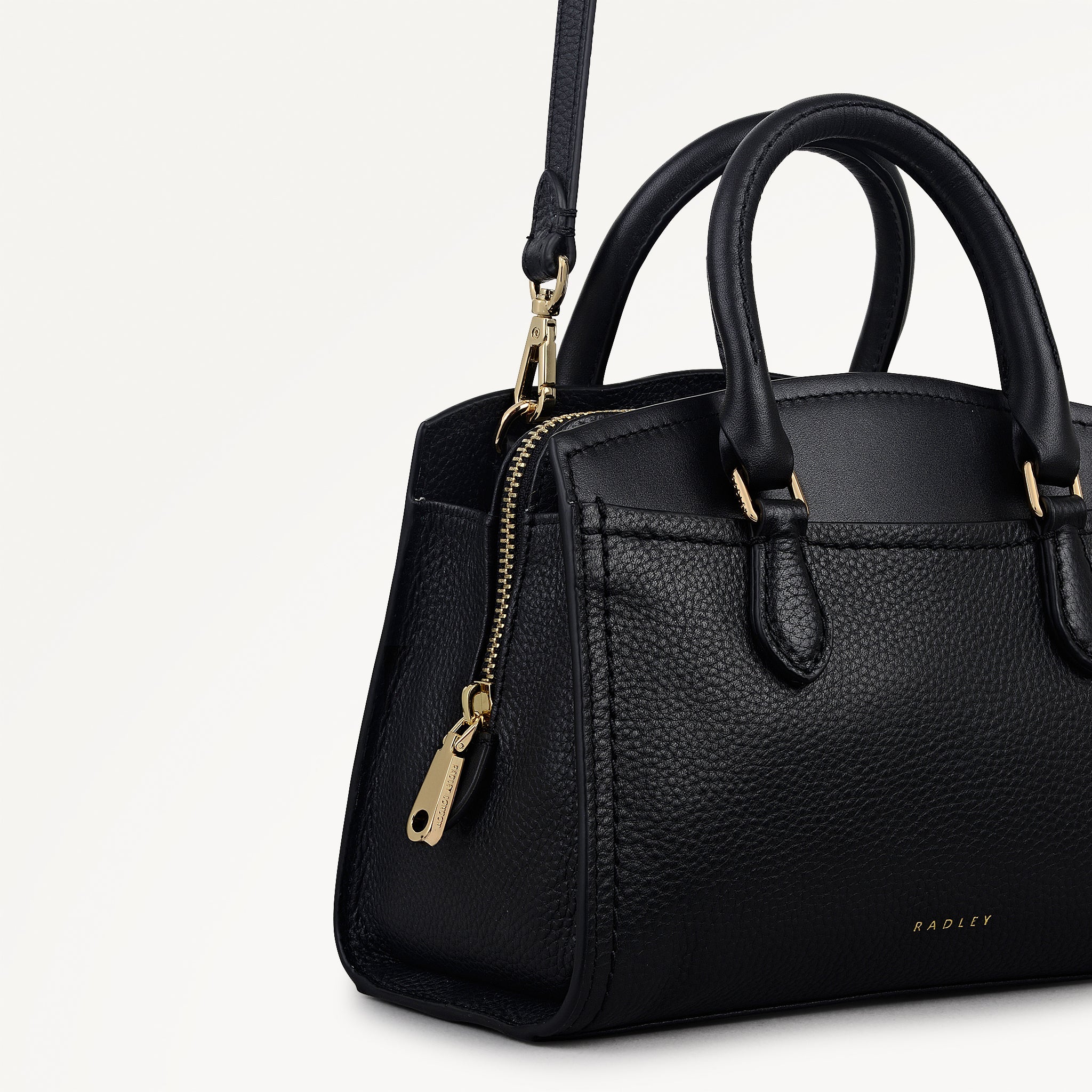 Portland Way Mini Zip Around Grab Black - 113283