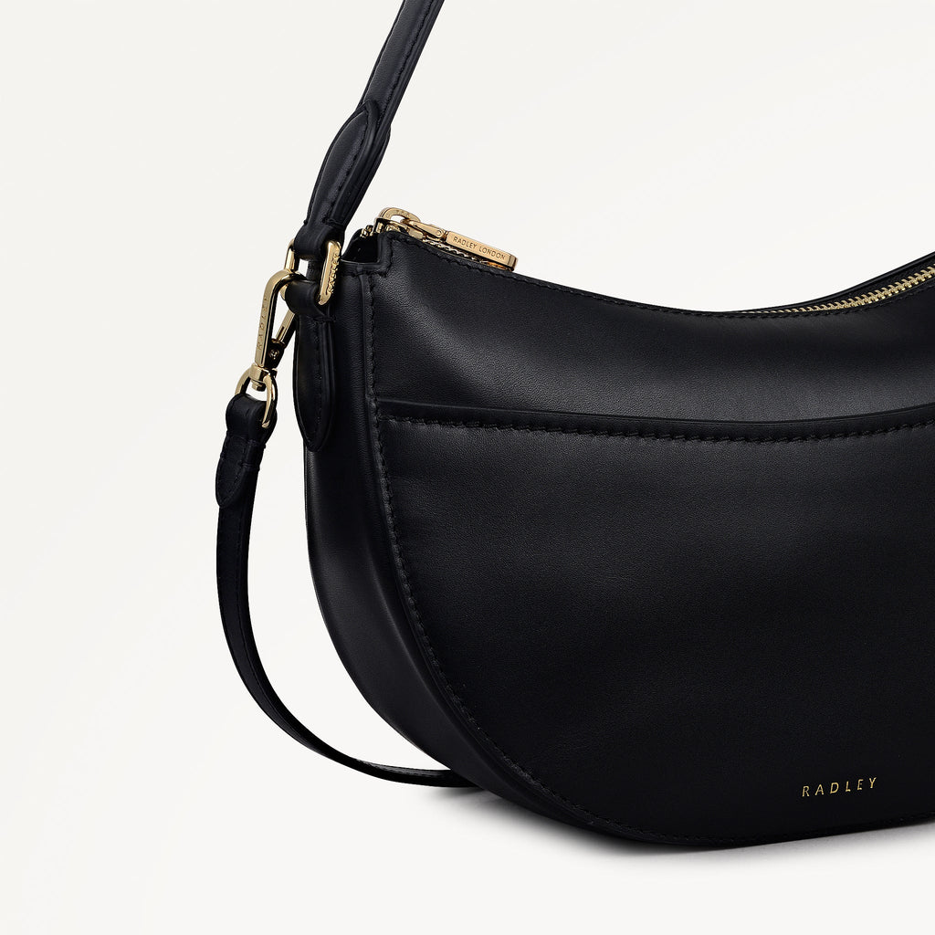 Portland Way Small Ziptop Shoulder Black - 113292