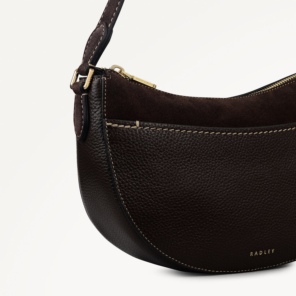 Portland Way Small Ziptop Shoulder Dark Oak - 113296