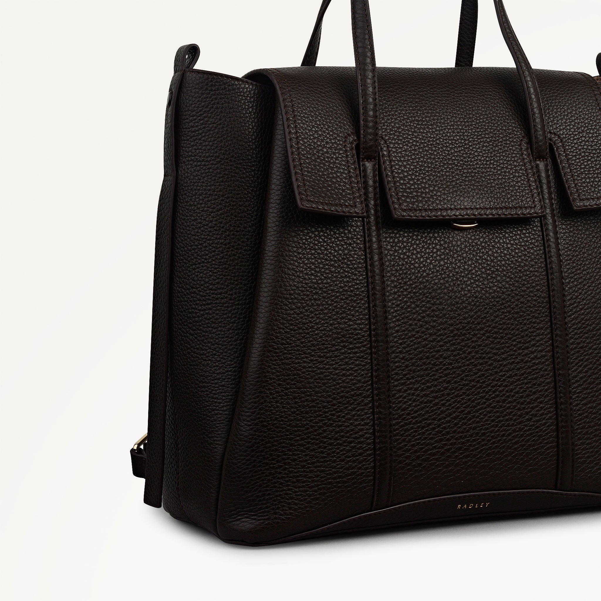 The Chancery Leather Medium Flapover Backpack in Dark Oak - 113312