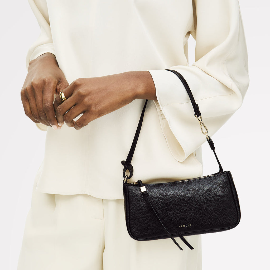 Carlton Close Mini Ziptop Shoulder Black - 112947