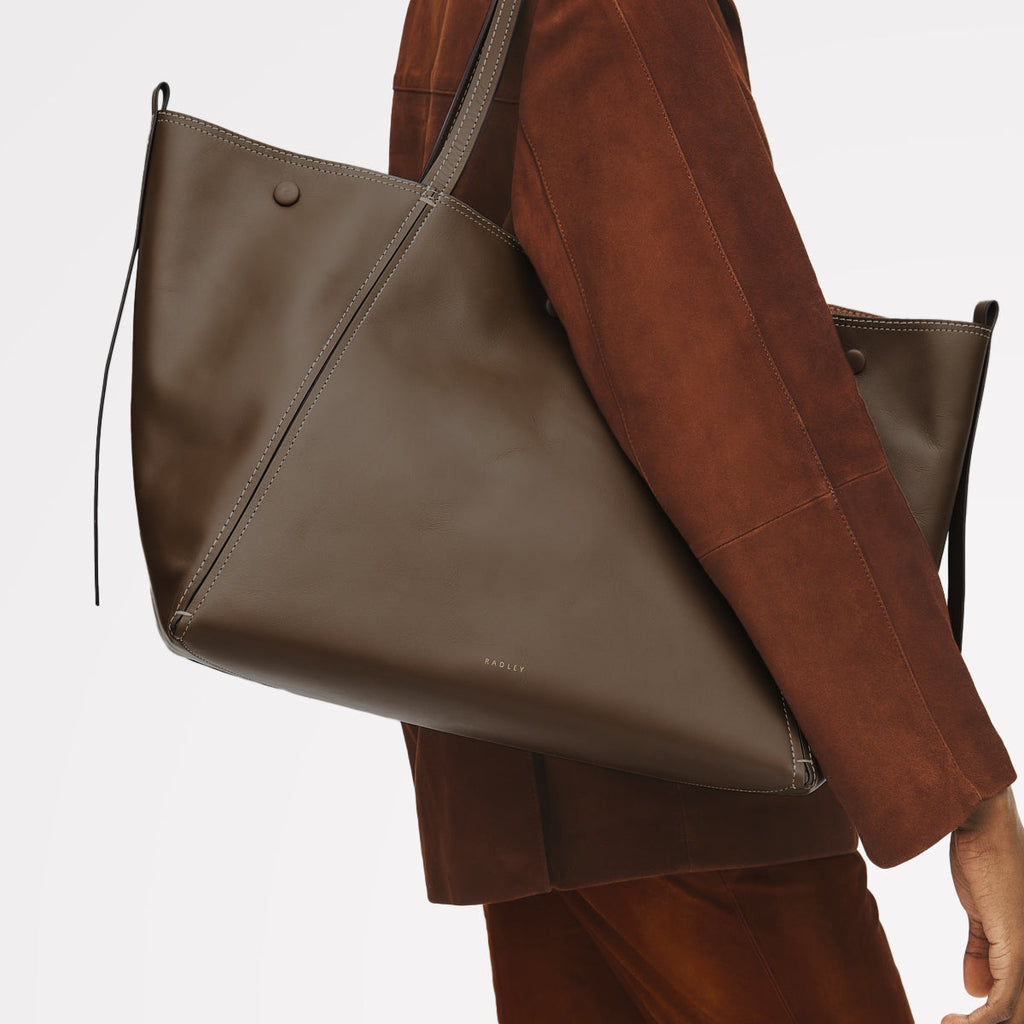 The Delphine Extra Large Open Top Tote Coffee - 113045