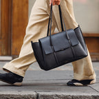 The Chancery Leather Large Flapover Shoulder Bag in Black - 112163