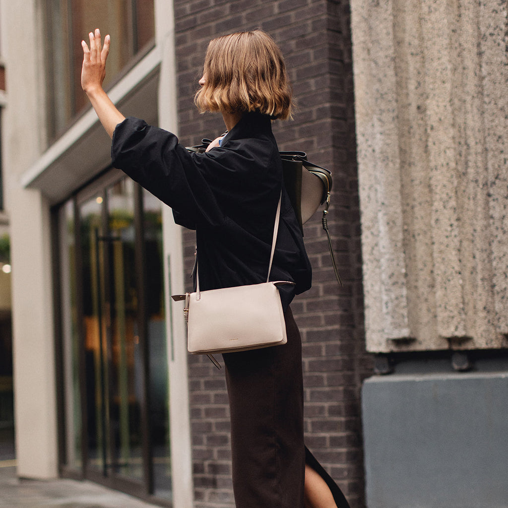 The Romilly Leather Medium Ziptop Cross Body Bag in Porcini - 112276