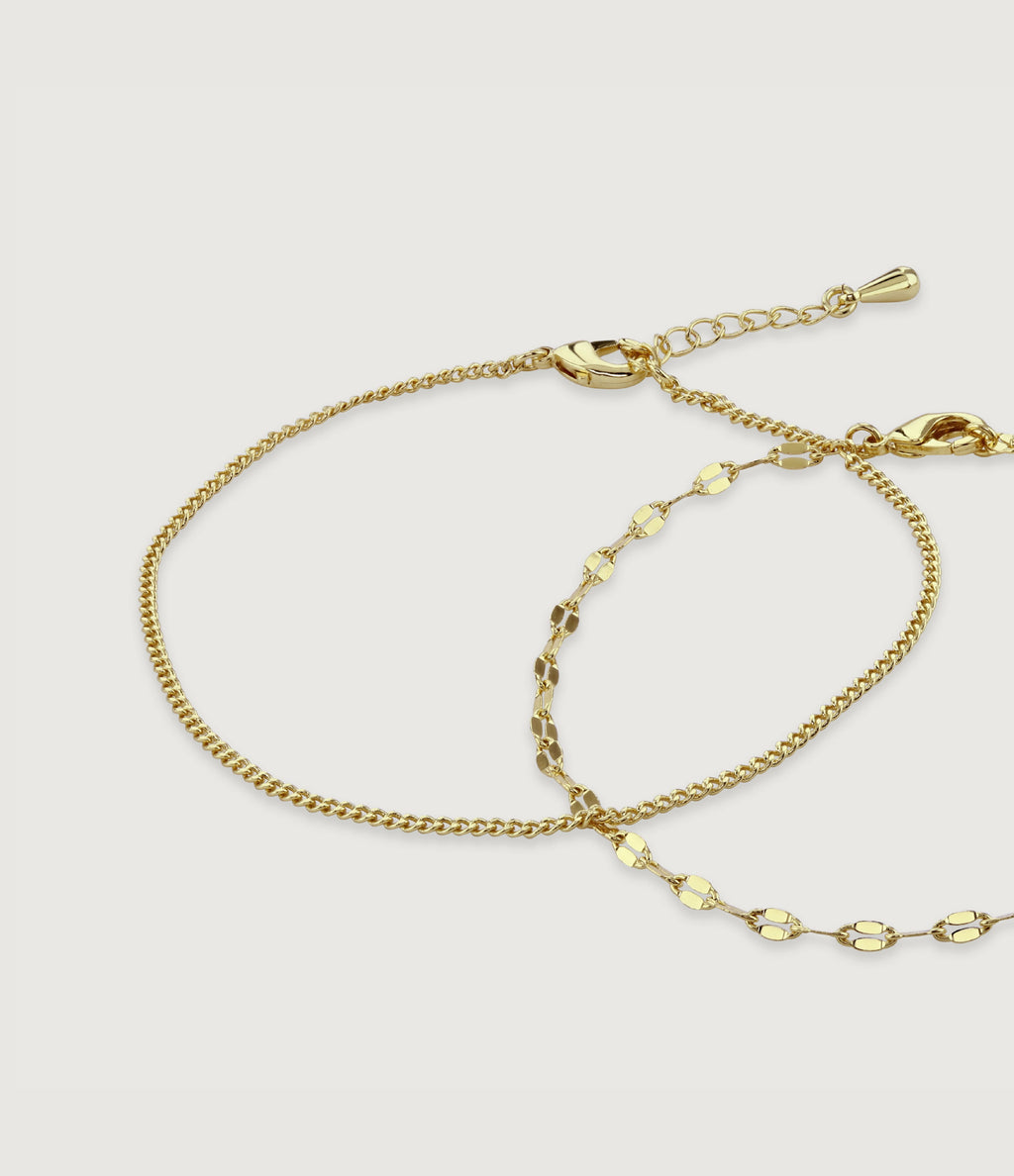 SET OF TWO CHAIN BRACELETS