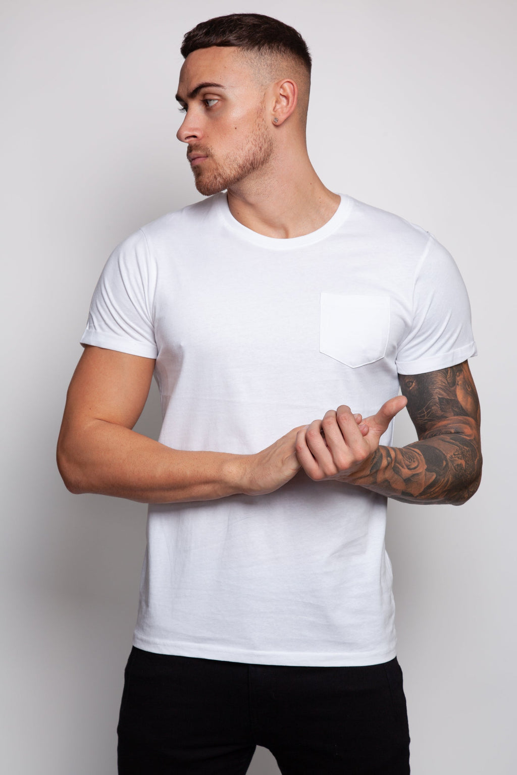 Crew Neck Pocket Roll T-Shirt