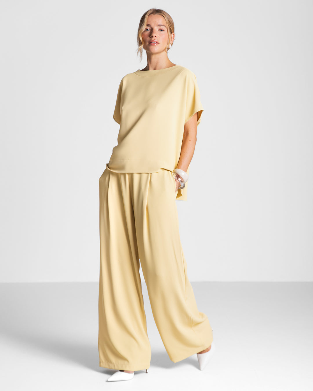 Gabriella Pleated Elastic Waist Trousers | Pastel Yellow