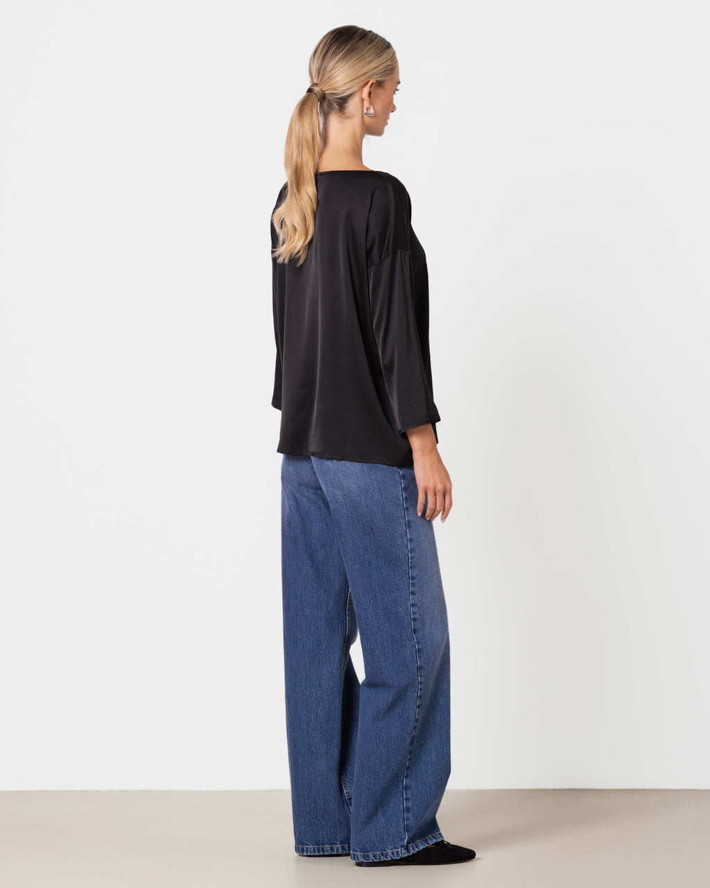 Georgiana Lightweight Satin Top | Black