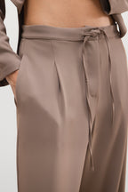 Lana Trousers | Taupe