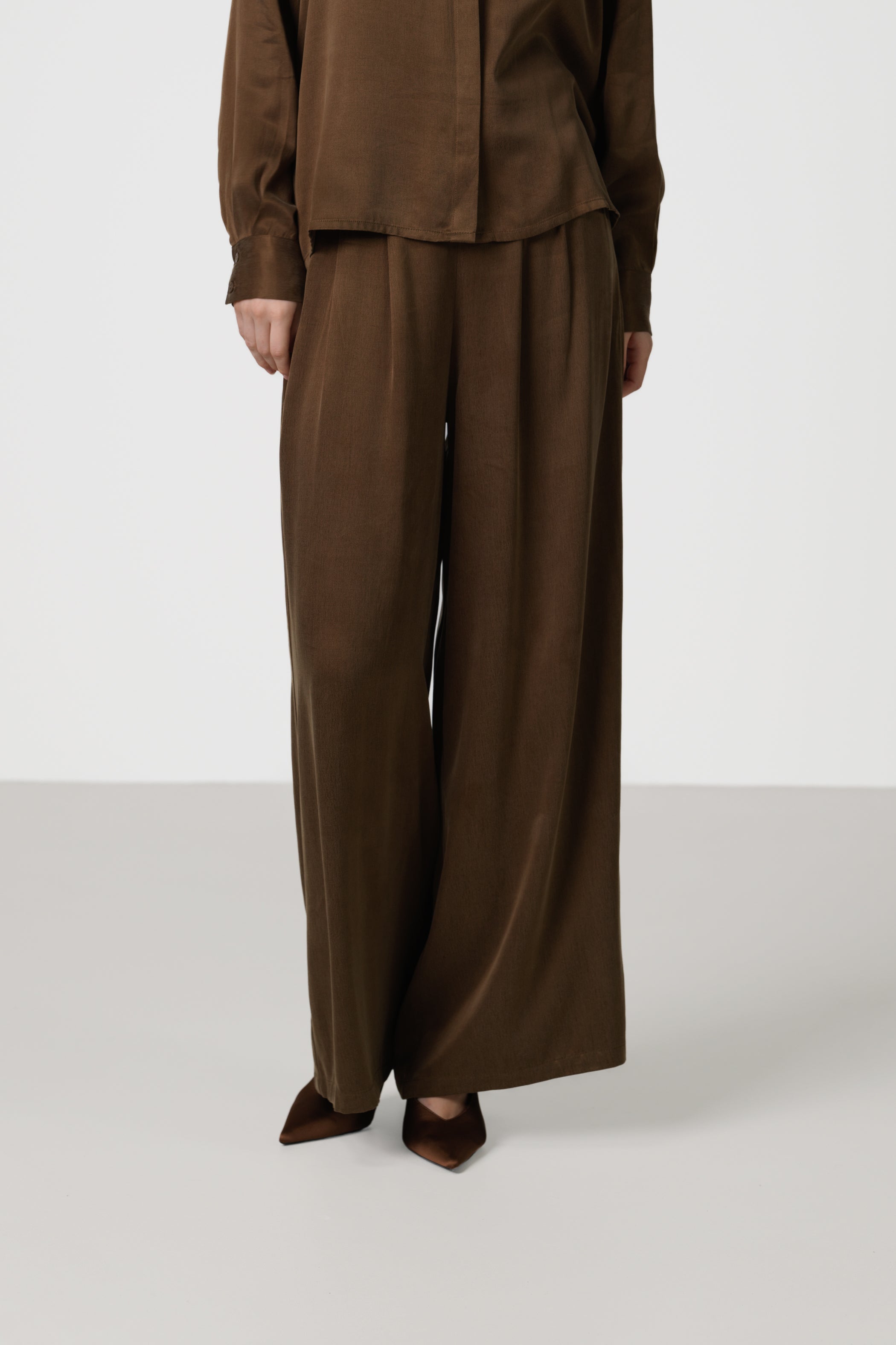 Grace Cupro Trousers | Chestnut Brown
