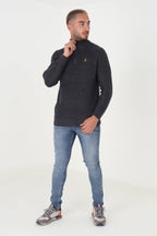 Fink Quarter Zip Sweatshirt