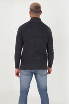 Fink Quarter Zip Sweatshirt