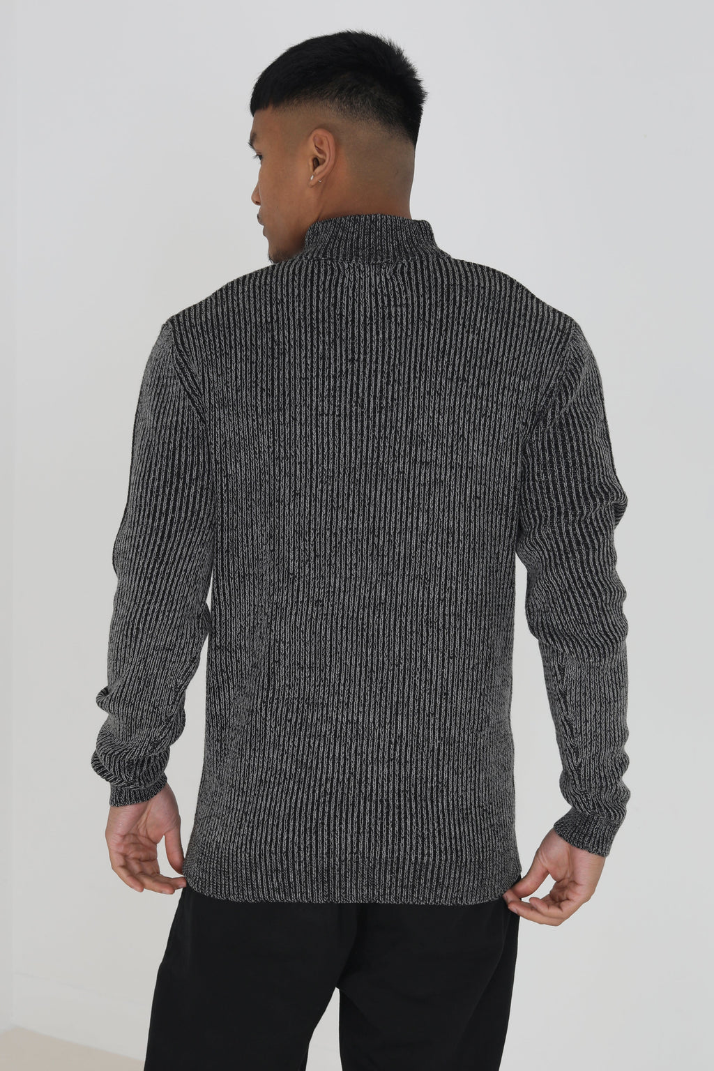 Bradshaw Button Sweatshirt