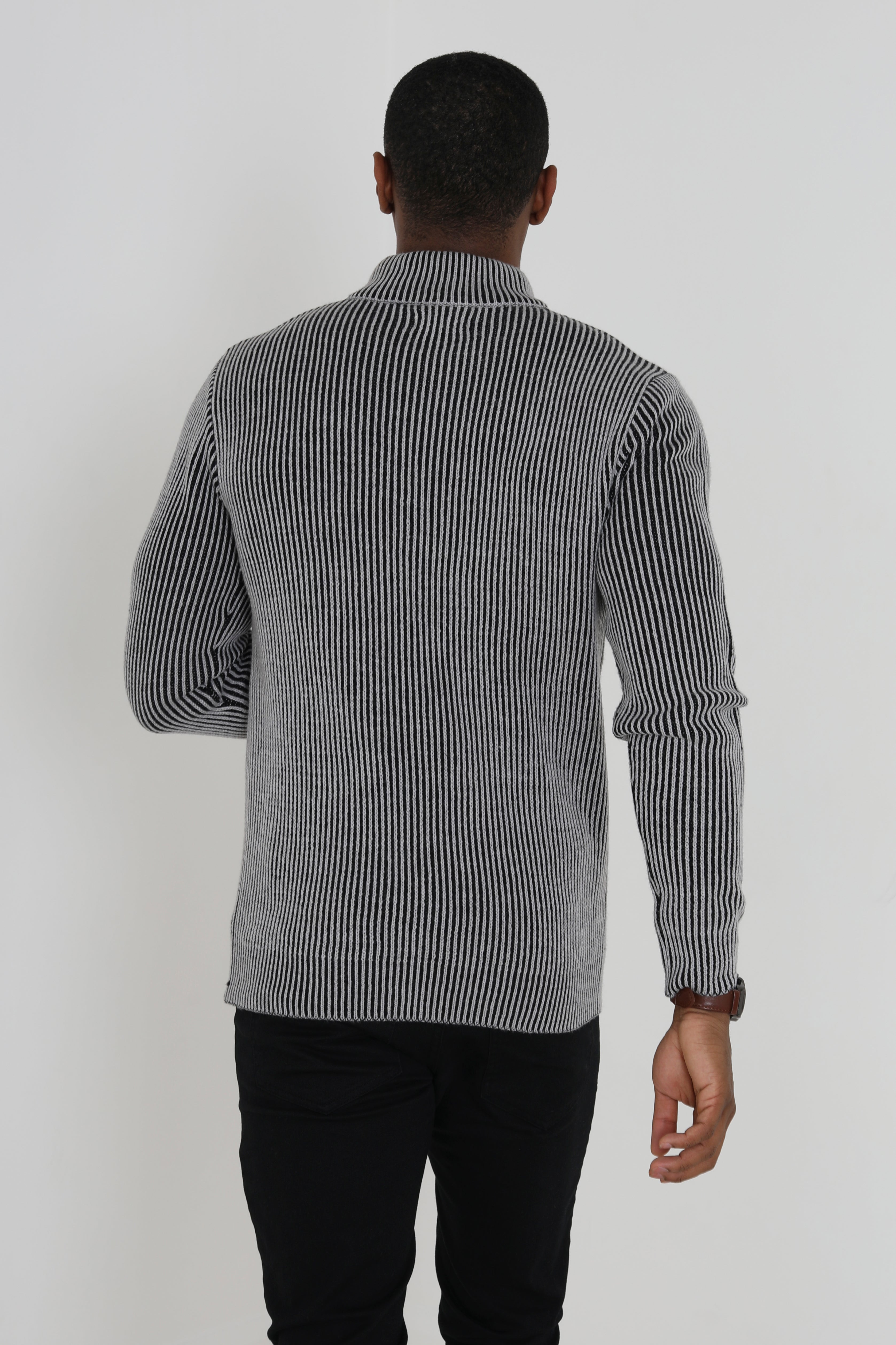 Bradshaw Button Sweatshirt