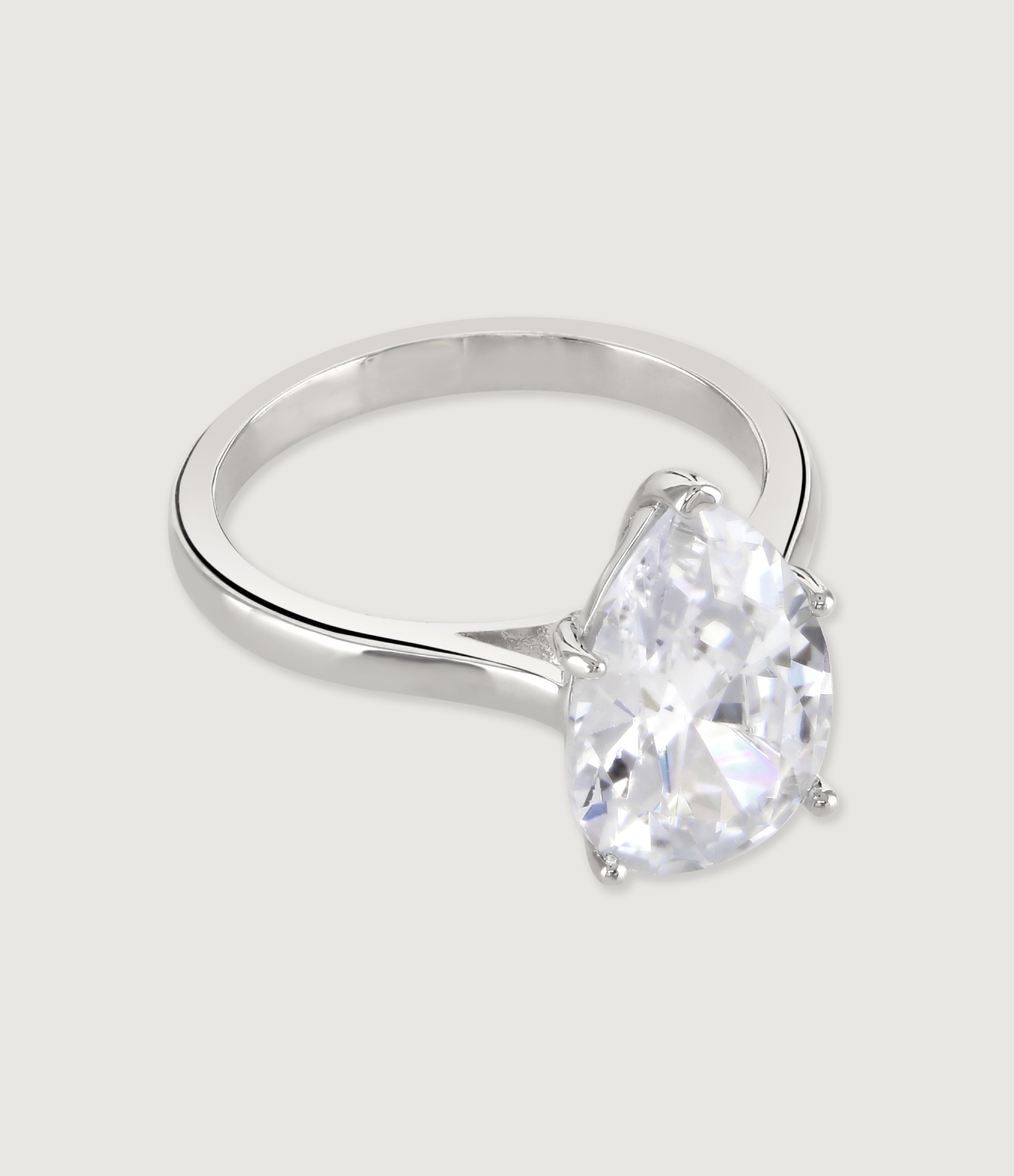 PEAR SOLITAIRE RING