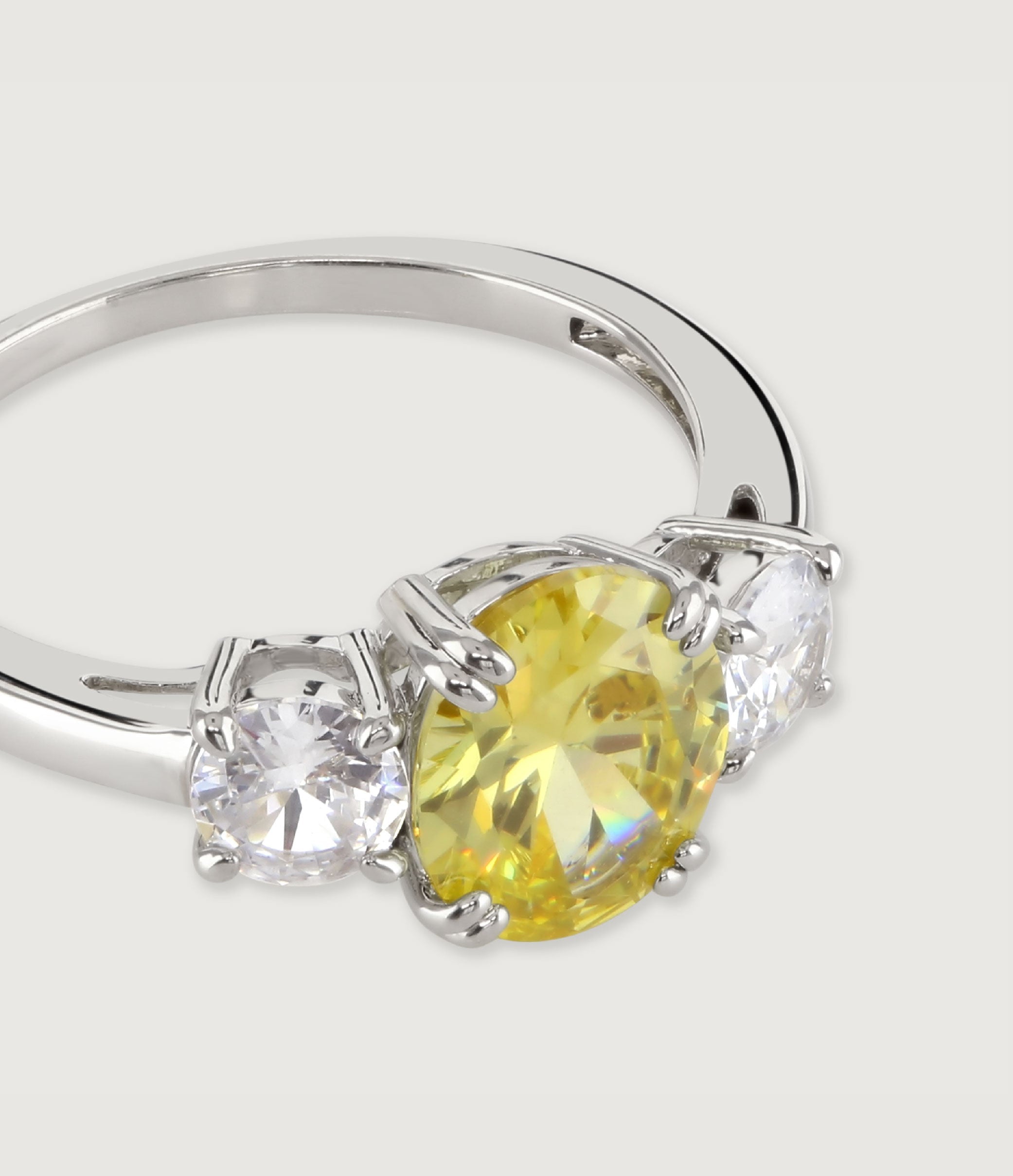 THE CARAT COLLECTION - CANARY OVAL MEGHAN RING