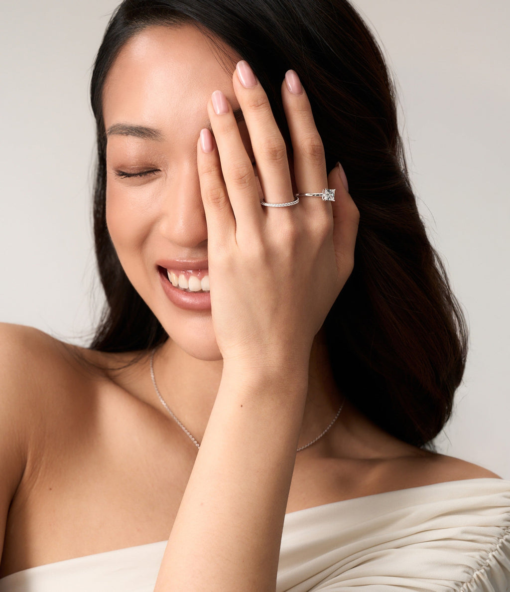 BUCKLEY LUXE - CLAW SET PRINCESS CUT RING