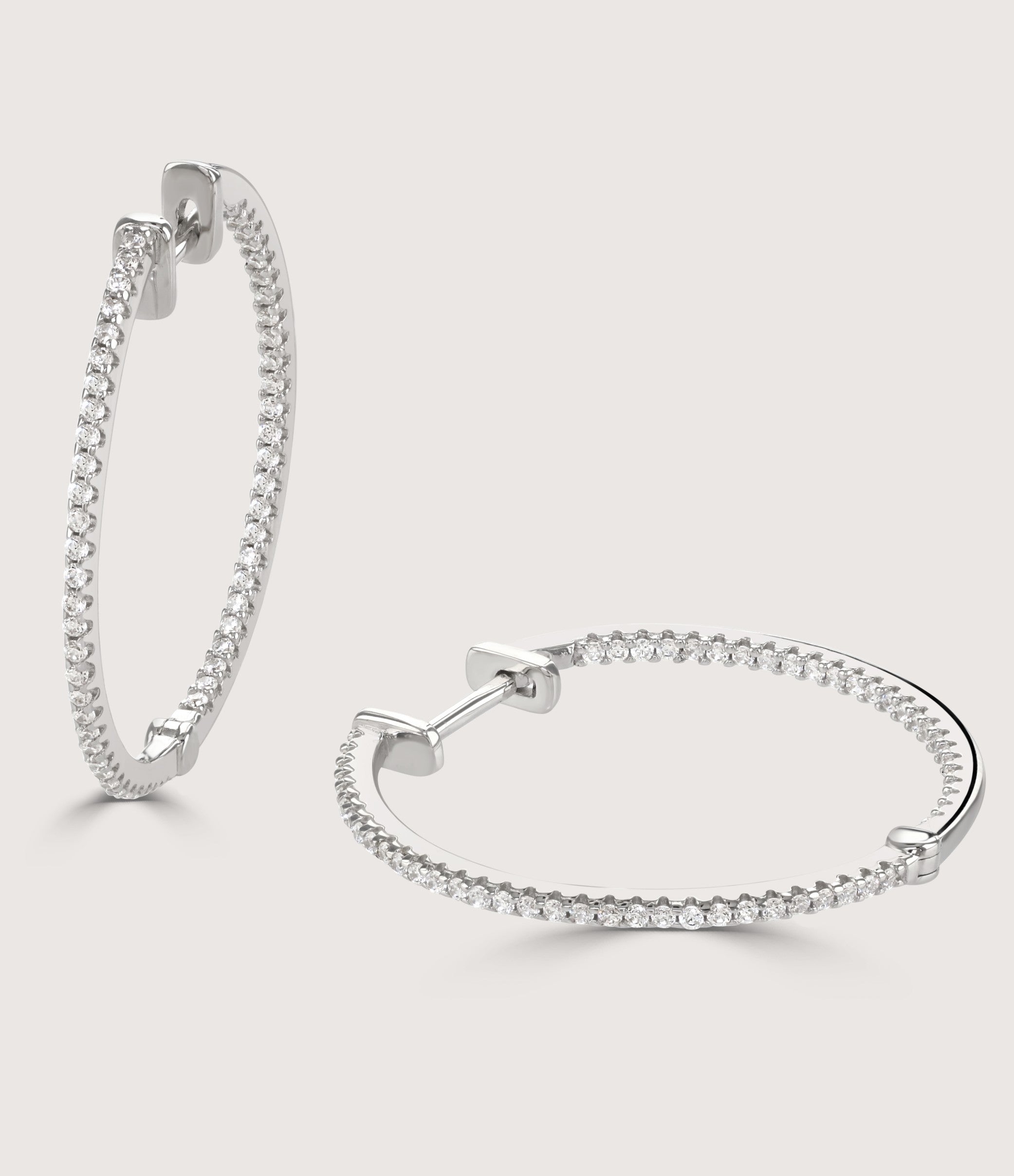 BUCKLEY LUXE - PAVÉ ROUND HOOP