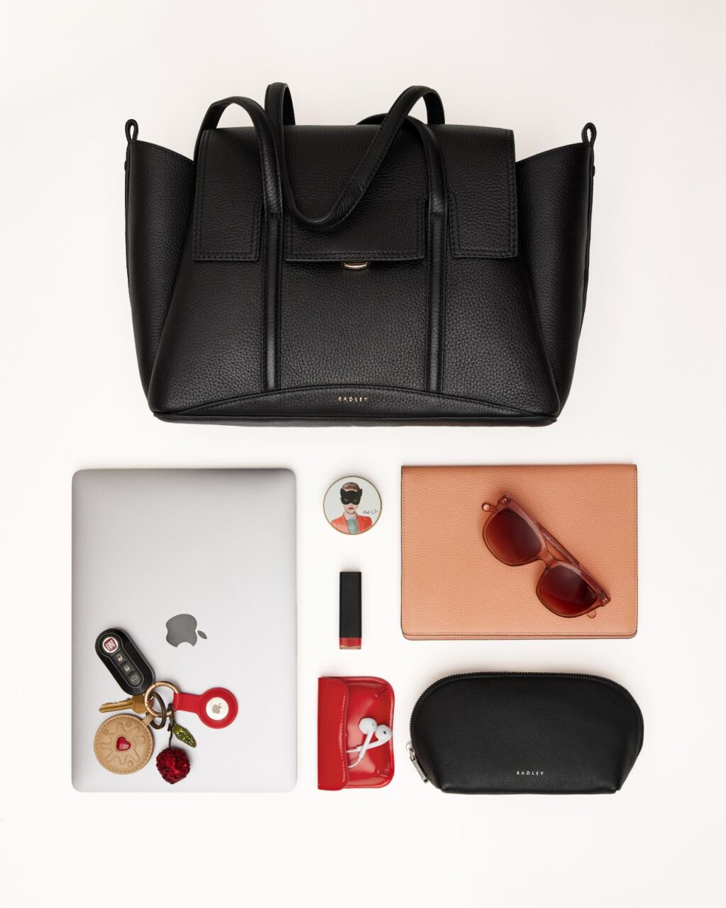 The Chancery Leather Medium Flapover Shoulder Bag in Pine Needle - 112253