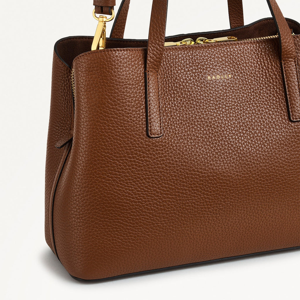 Dukes Place Medium Ziptop Grab Saddle - H2028211