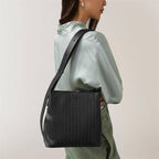 Dukes Place - Weave Medium Compartment Crossbody Black - H2125001